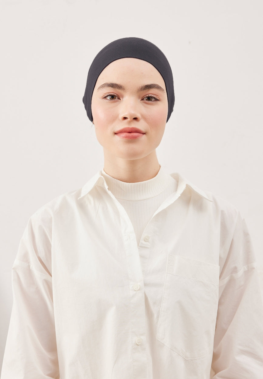 Detail shot of Anthracite Large Volume Practical Bonnet fabric and stitching