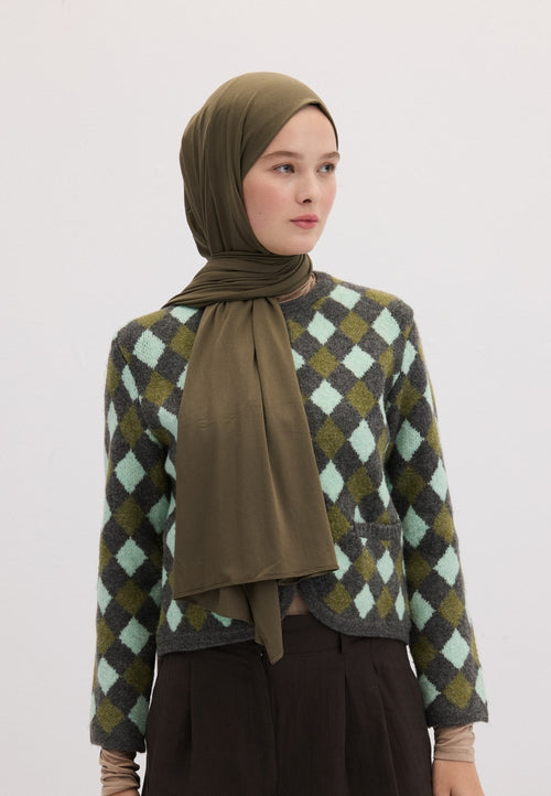 Qivola Bamboo Jersey Scarf in Ash, front view