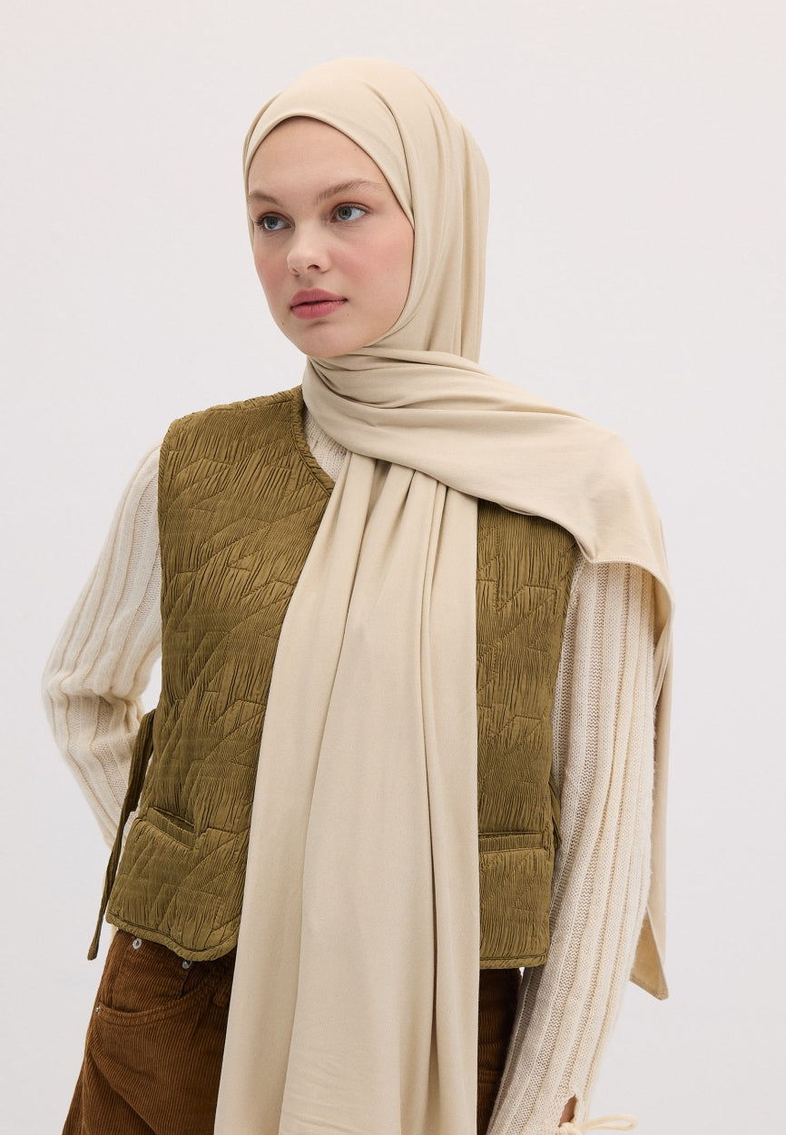 Qivola Bamboo Jersey Scarf in Beige, side view (variant 2)