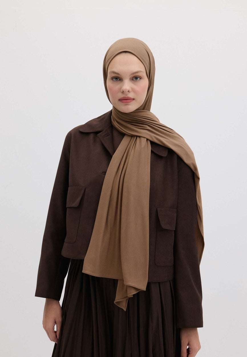 Qivola Bamboo Jersey Scarf in Brown Coffee, front view (variant 3)