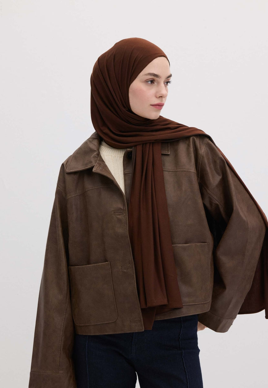 Qivola Bamboo Jersey Scarf in Brown Coffee, side view (variant 5)