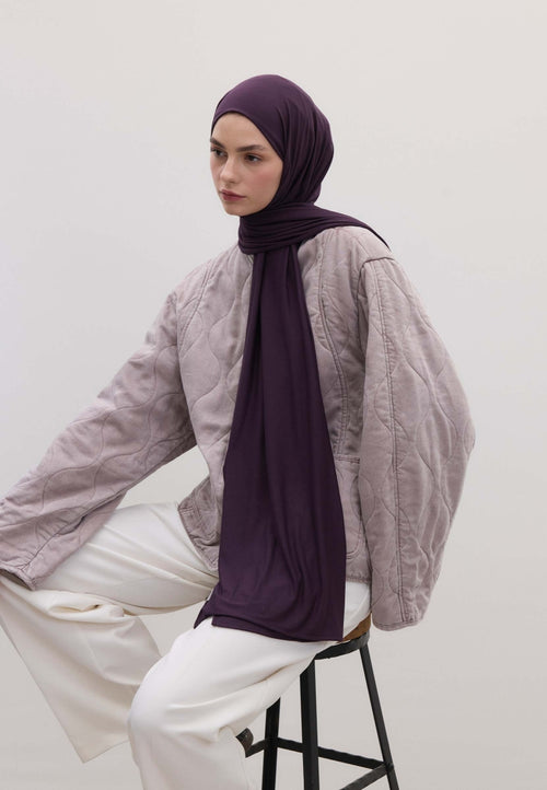 Qivola Bamboo Jersey Scarf in Bruise, front view (variant 1)