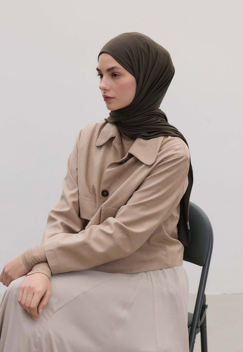 Qivola Bamboo Jersey Scarf in Charcoal, front view