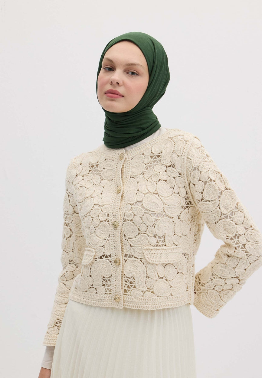 Qivola Bamboo Jersey Scarf in Emerald, front view