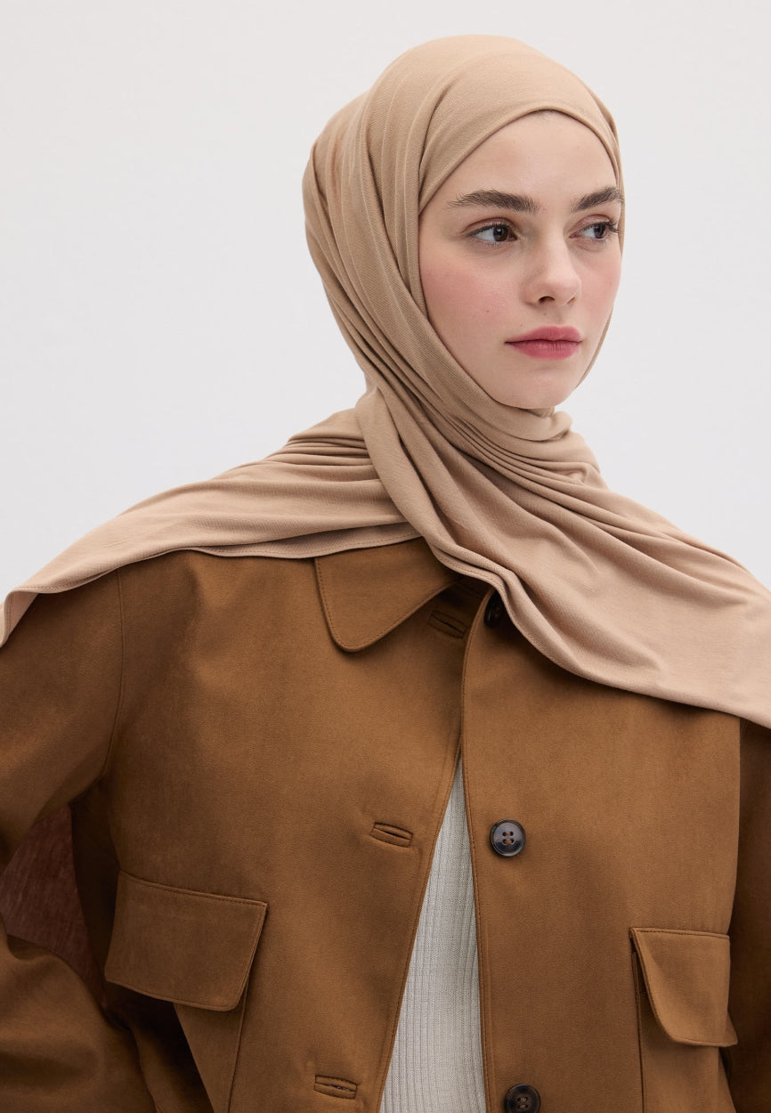 Qivola Bamboo Jersey Scarf in Hazelnut Shell, back view