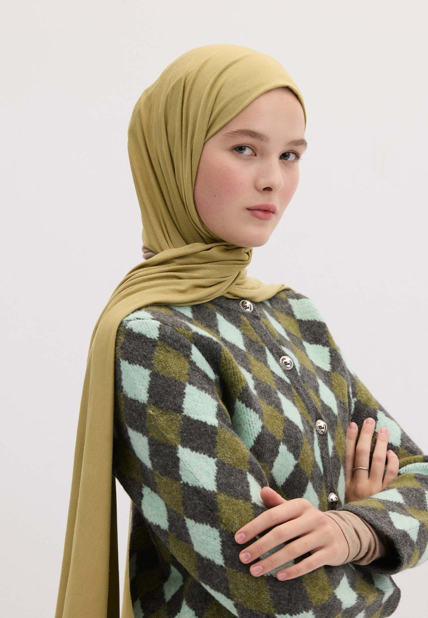 Qivola Bamboo Jersey Scarf in Jade Yellow, side view