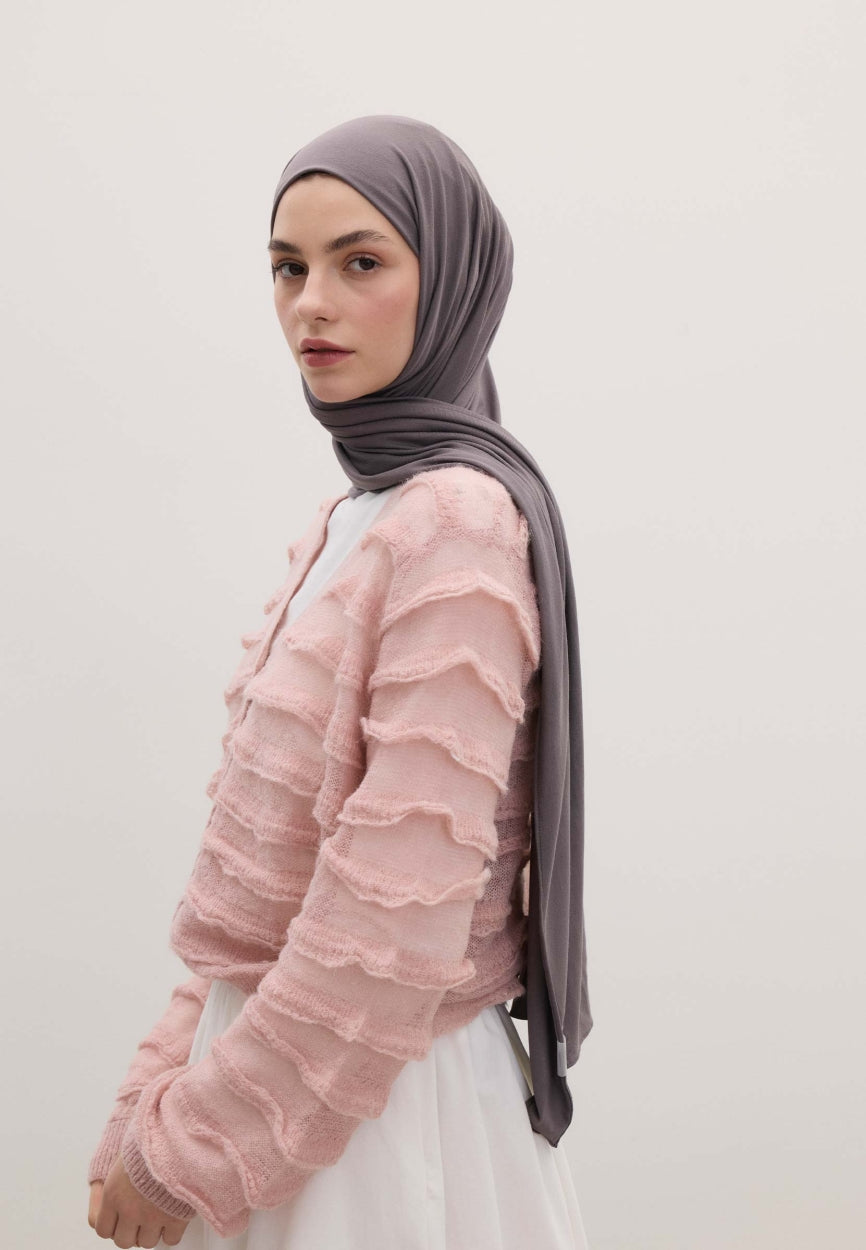 Qivola Bamboo Jersey Scarf in Lavender, detail view