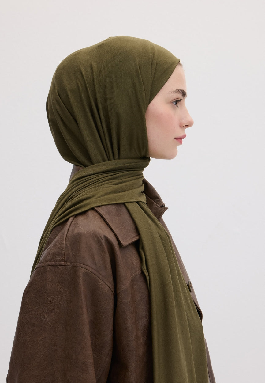 Qivola Bamboo Jersey Scarf in Military Khaki, back view