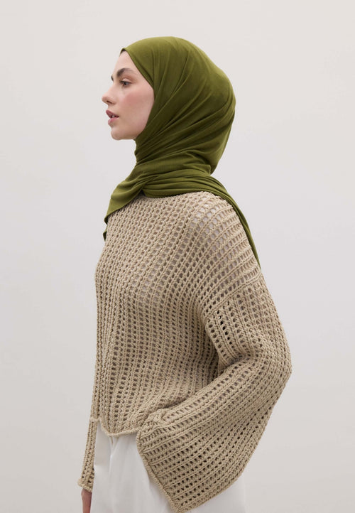 Qivola Bamboo Jersey Scarf in Moss Green, side view
