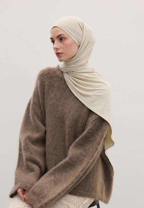 Qivola Bamboo Jersey Scarf in Pale Green, front view