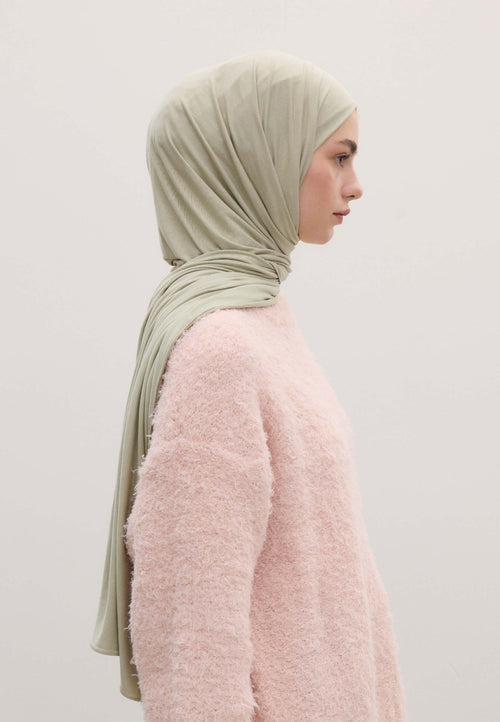 Qivola Bamboo Jersey Scarf in Pastel Green, side view