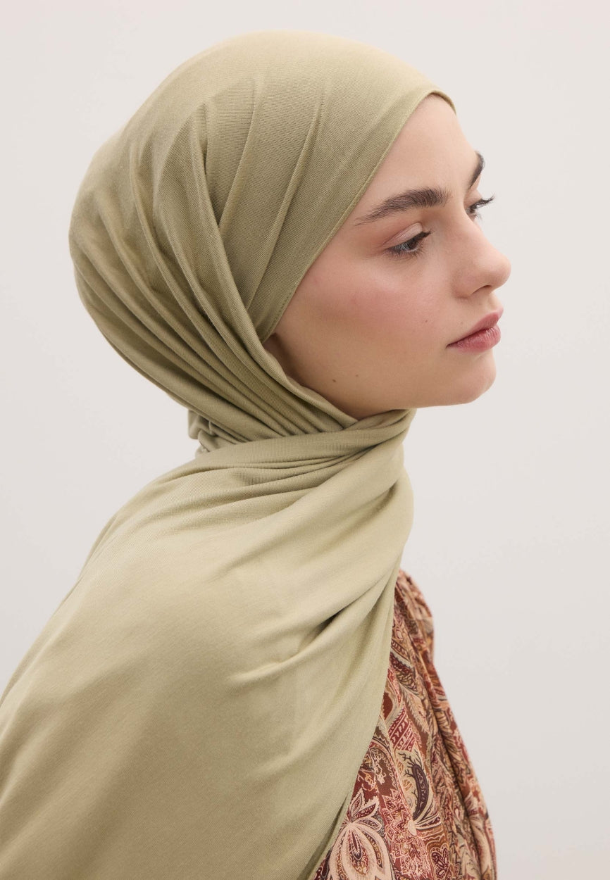 Qivola Bamboo Jersey Scarf in Sage, close-up detail