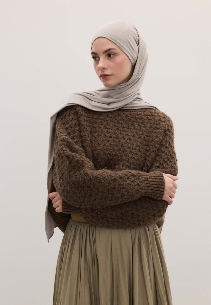 Qivola Bamboo Jersey Scarf in Silver, back view