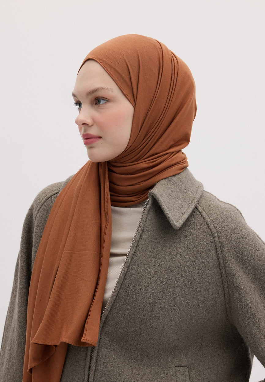 Qivola Bamboo Jersey Scarf in Tile, back view