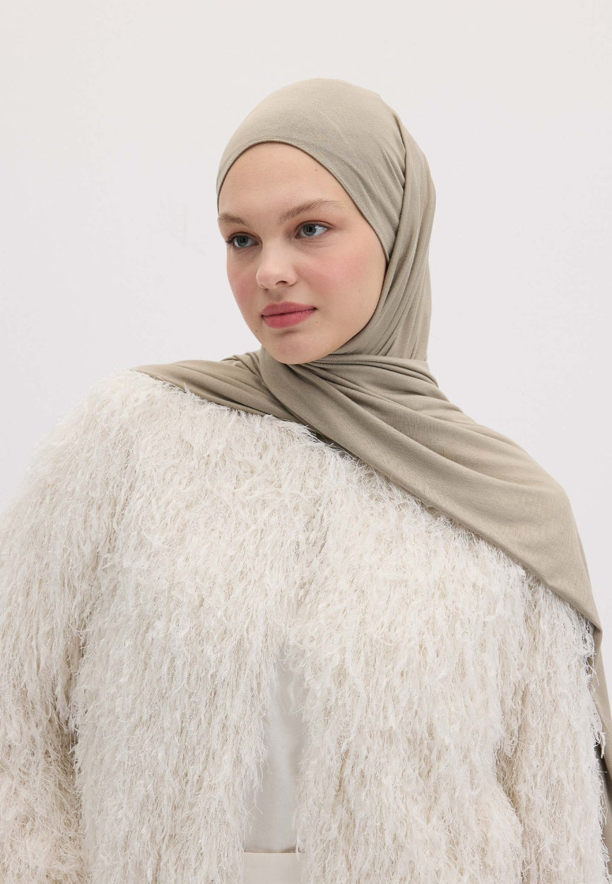 Qivola Bamboo Jersey Scarf in Warm Grey, detail view