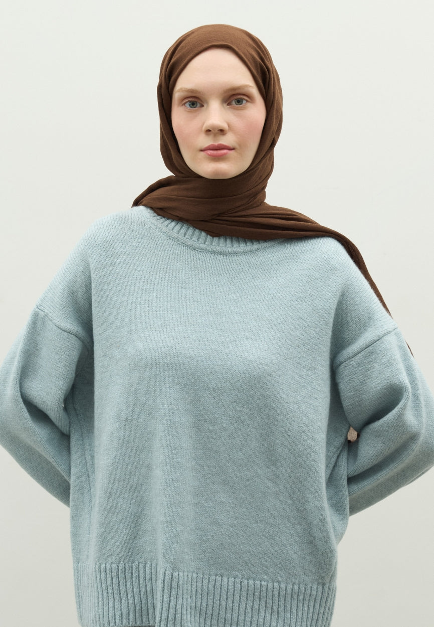 Brown Coffee Cashmere Textured Scarf side angle showing elegant silhouette