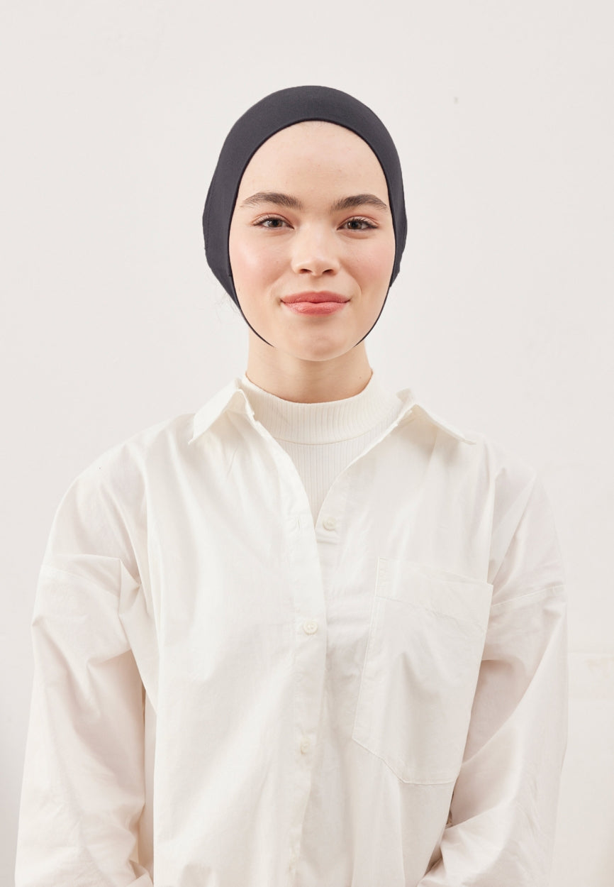 Anthracite Large Volume Practical Bonnet side angle showing elegant silhouette