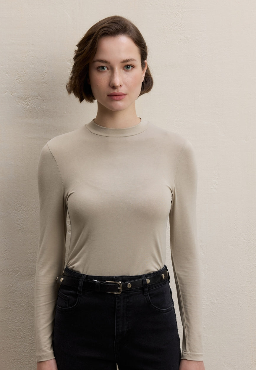 Qivola Long Sleeve Bamboo Body Undershirt in Stone, front view