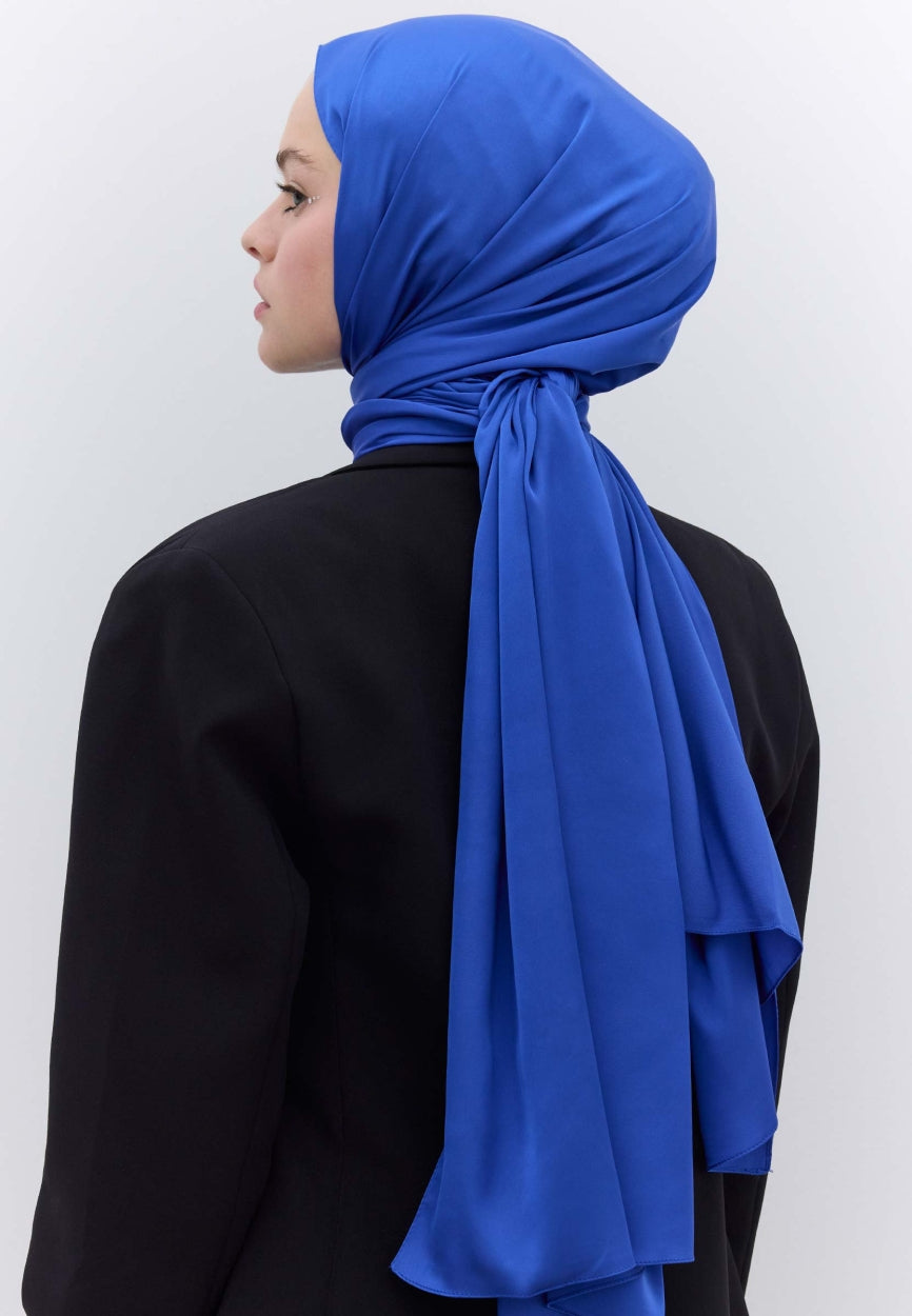 Qivola Premium Chiffon Scarf in Blue, detail view (variant 2)