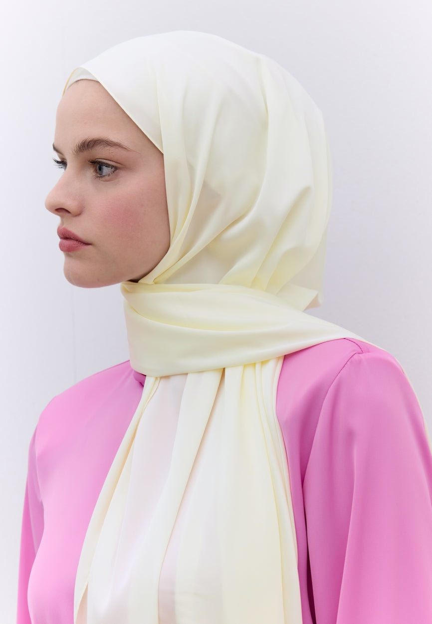 Qivola Premium Chiffon Scarf in Ecru, detail view