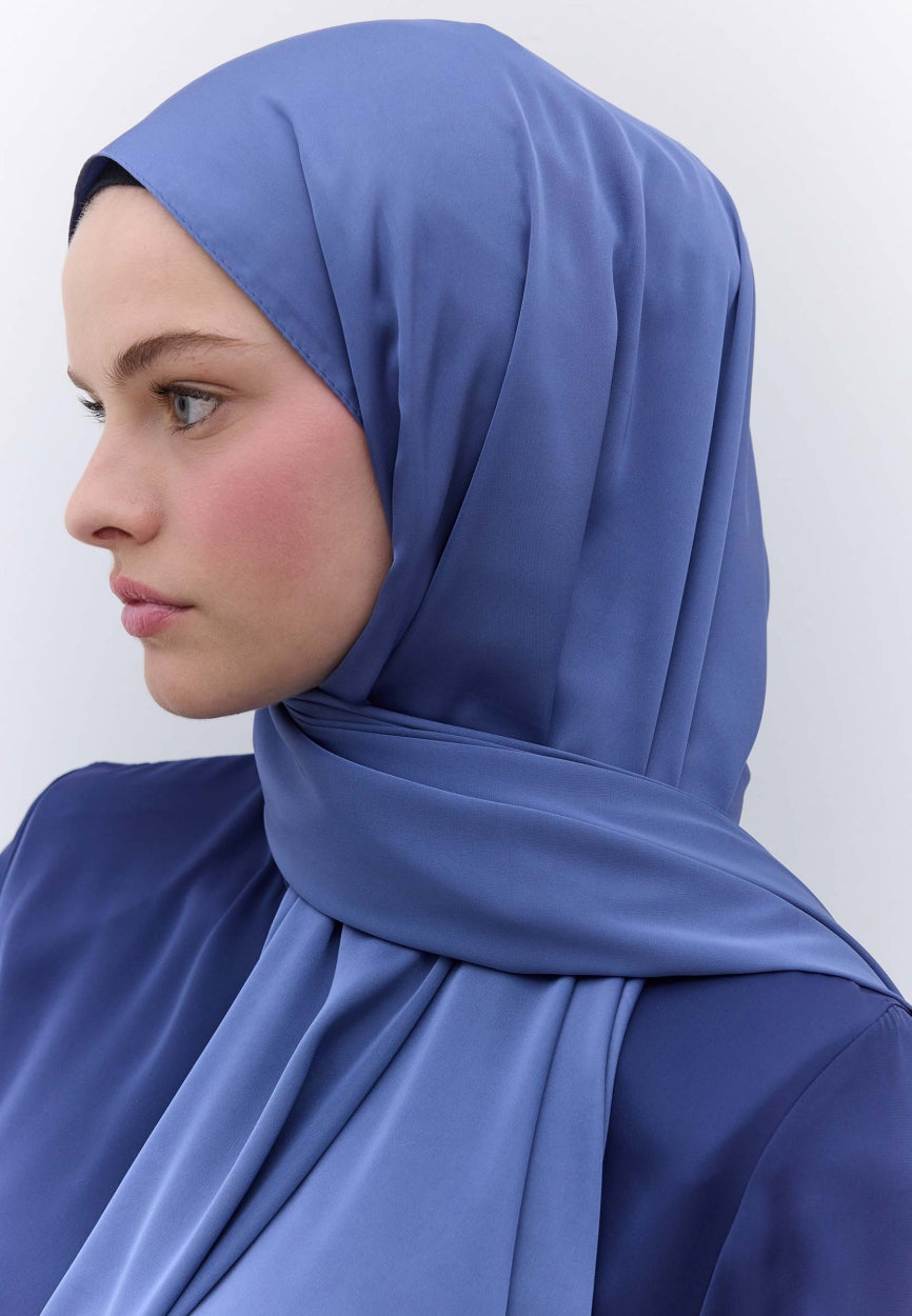 Qivola Premium Chiffon Scarf in Indigo, back view