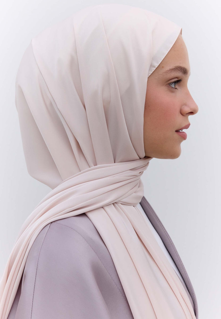 Qivola Premium Chiffon Scarf in Pink, back view