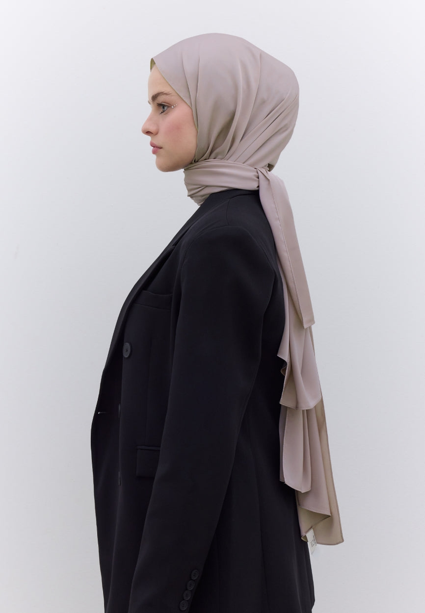 Qivola Premium Chiffon Scarf in Stone, detail view