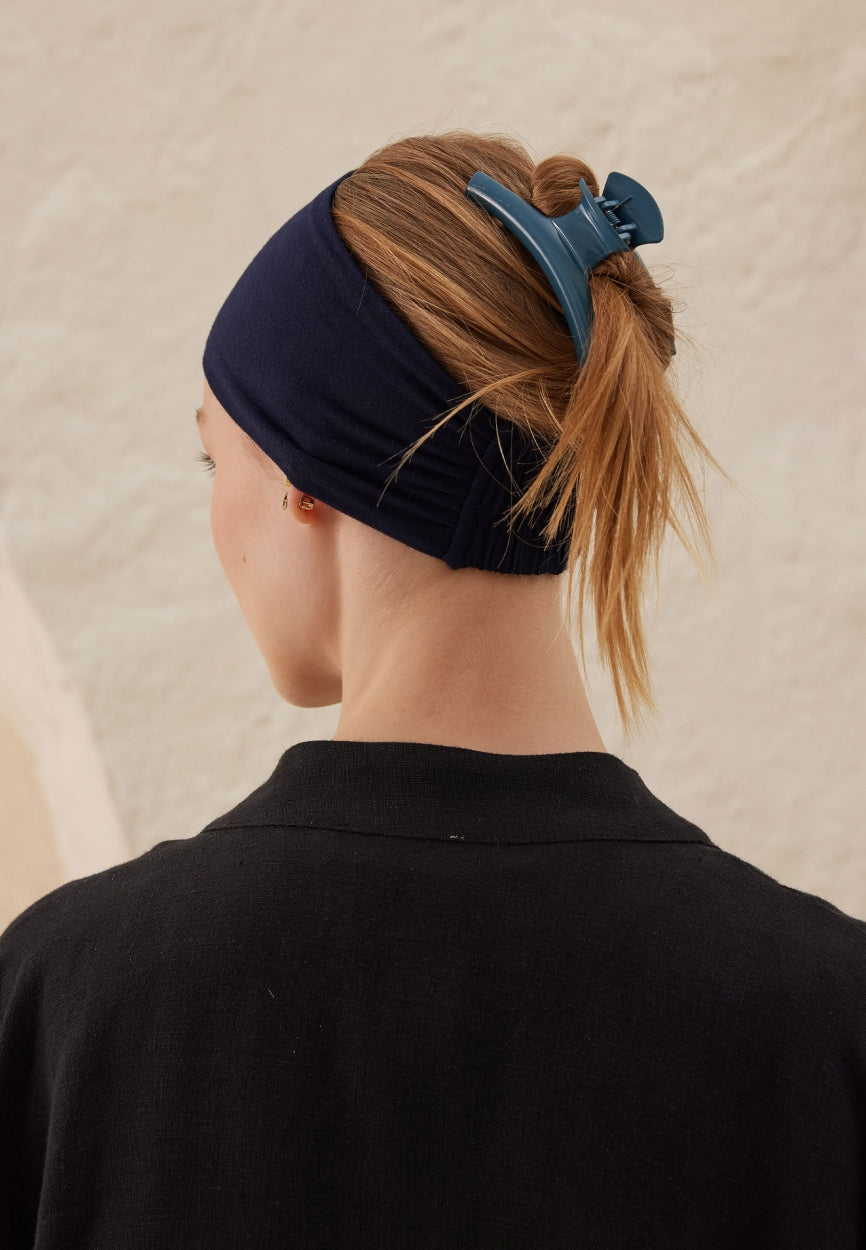 Back view of Navy Blue Silicone Anti-Slip Bandana displaying full coverage design