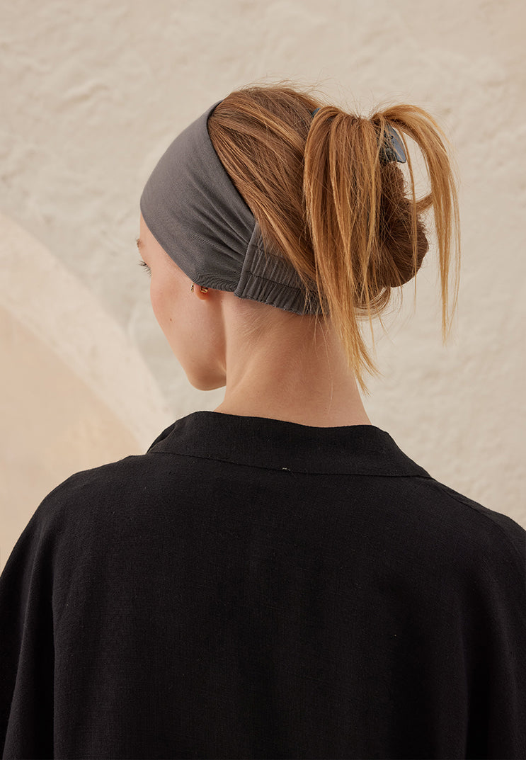 Back view of Smoke Gray Silicone Anti-Slip Bandana Smoked displaying full coverage design