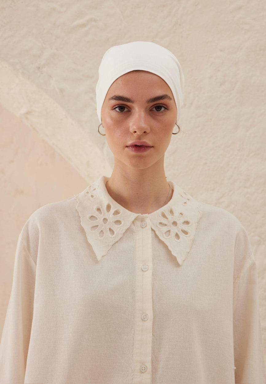 Front view of Ecru Silicone Non-Slip Net Bonnet, modest Scarf for weddings