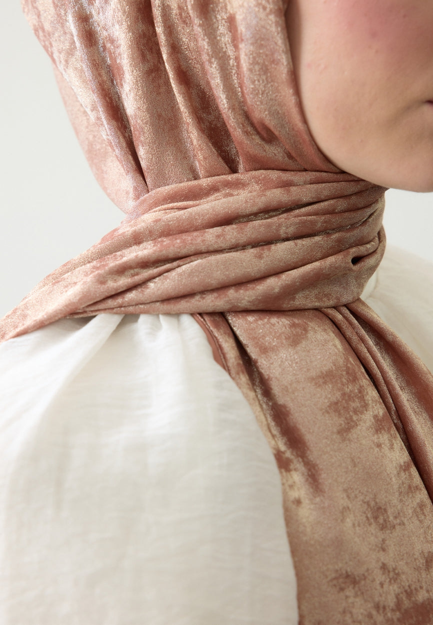 Qivola Silky Shimmery Scarf in Cinnamon, detail view