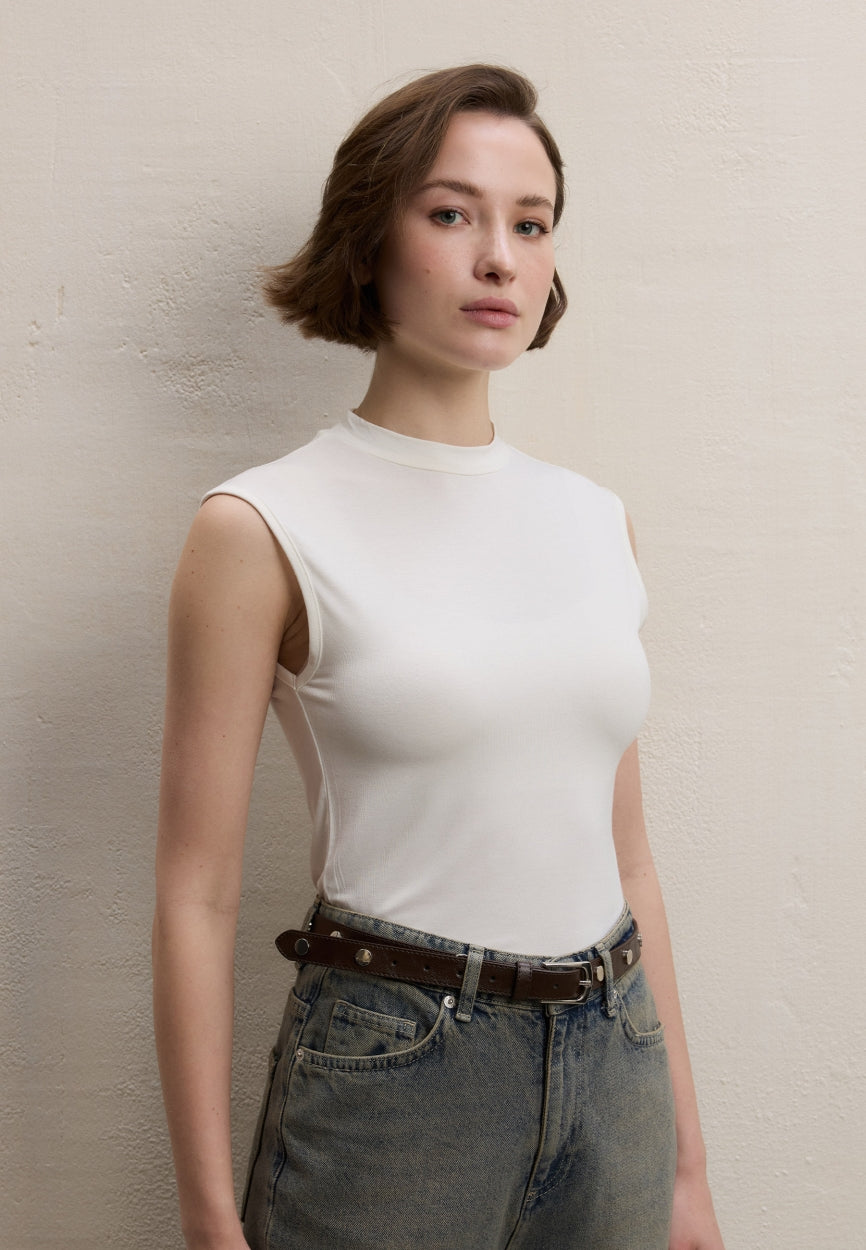 Qivola Sleeveless Bamboo Body Undershirt in Ecru, side view