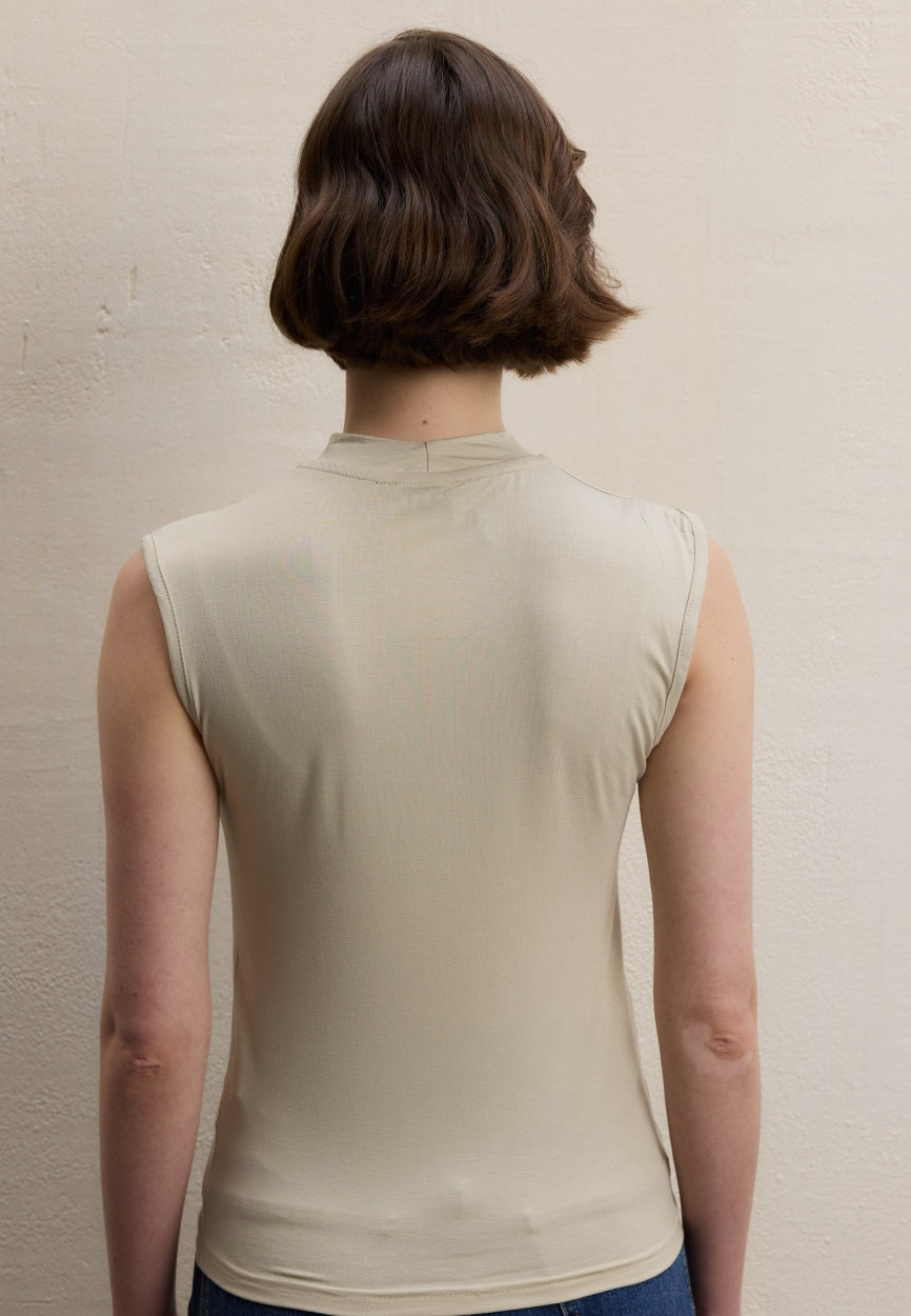 Qivola Sleeveless Bamboo Body Undershirt in Green, back view