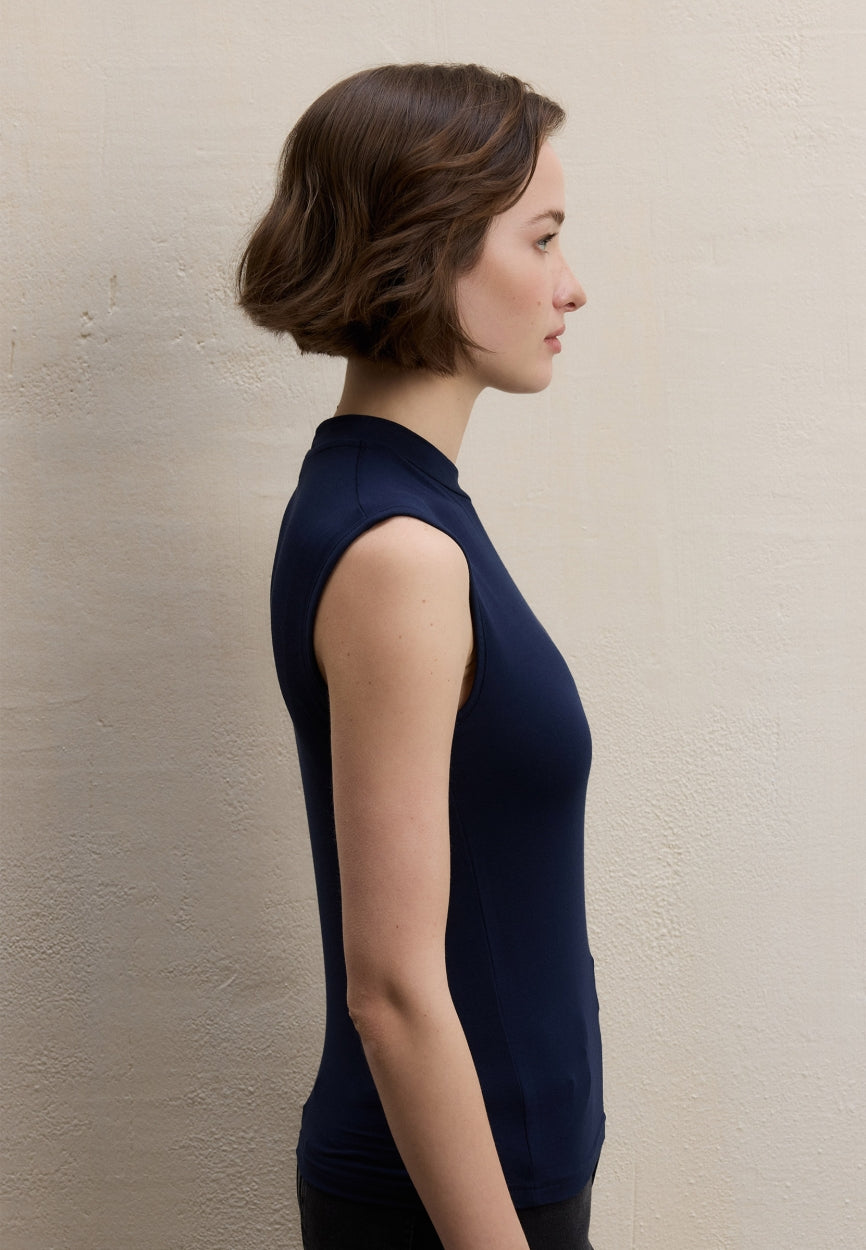 Qivola Sleeveless Bamboo Body Undershirt in Navy Blue, back view