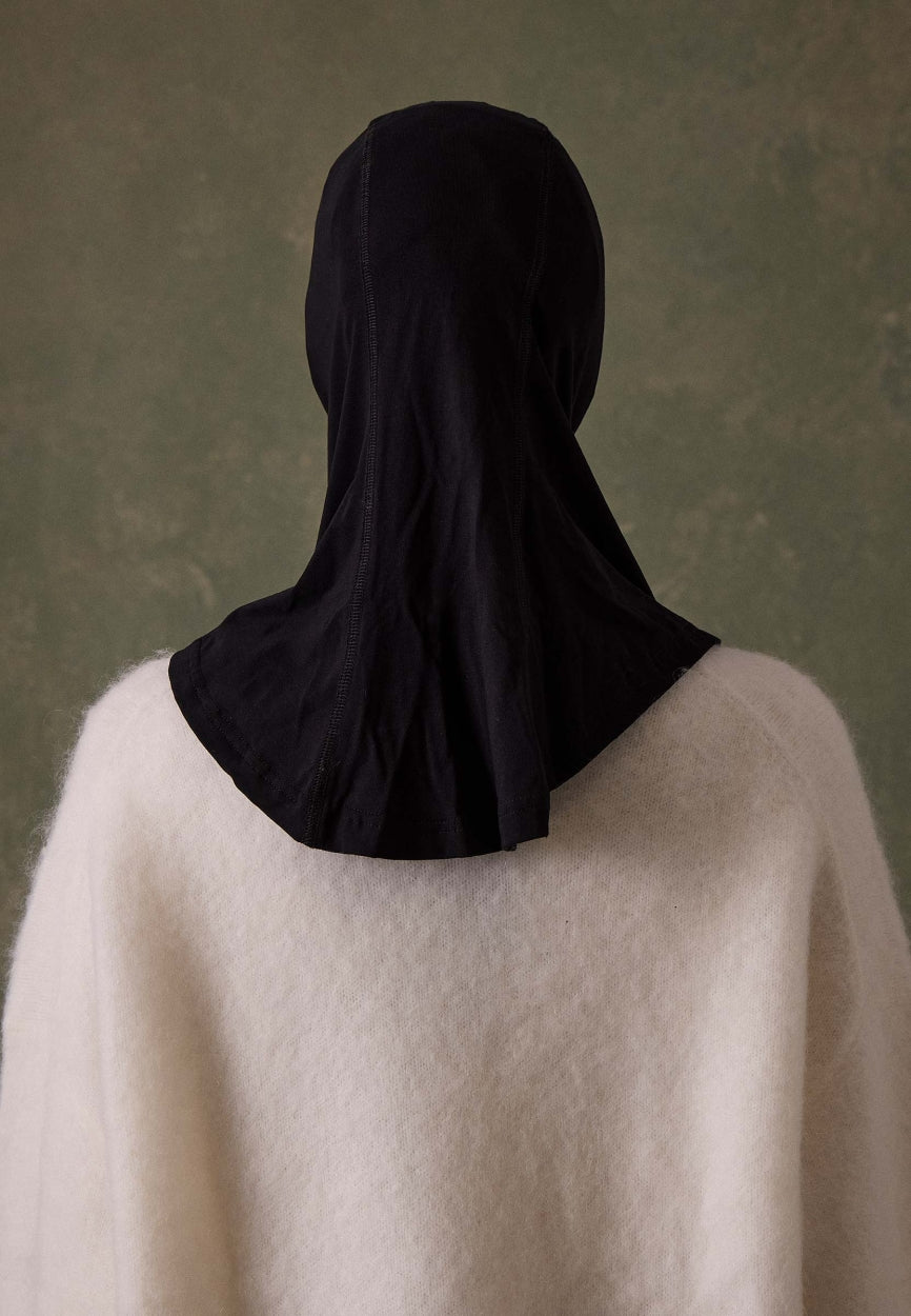 Detail shot of Black Sporty Bonnet fabric and stitching